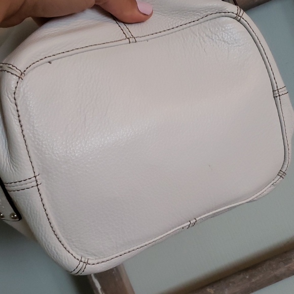 Tignanello white leather purse - Picture 3 of 9